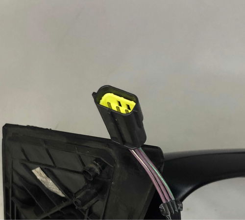 Retrovisor Direito Volkswagen Fox 2003/2010