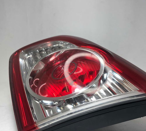 Lanterna Direita Capô Traseiro Hyundai Santa Fé 2011/2012