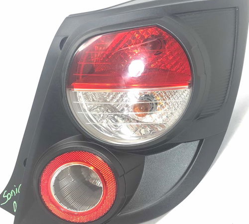 Lanterna Traseira Chevrolet Sonic 2012 -...