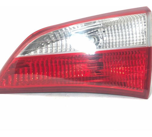 Lanterna Direita Capô Hyundai Hb20 2013/2015