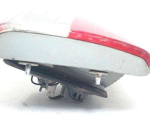 Lanterna Do Capô Traseiro Hyundai Hb20 2013 - 2015 Esquerda