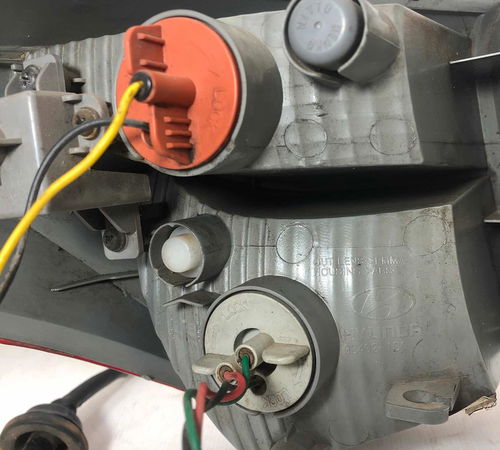 Lanterna Traseira Hyundai Hb20 2013 - 2015 Canto Direito