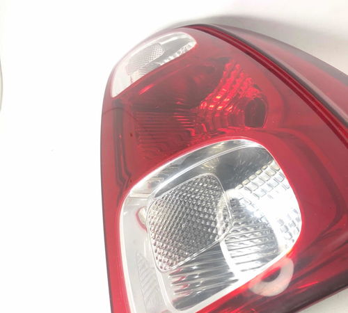 Lanterna Traseira Fiat Uno Vivace 2010 - 2015 Direita
