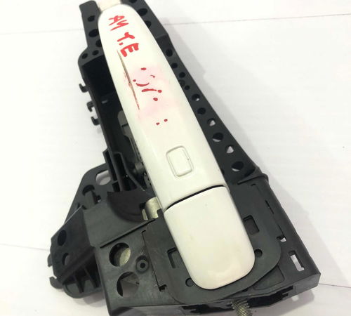 Maçaneta Traseira Esquerda Audi A4 09-12 8t0837167a
