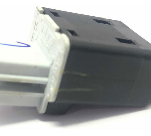 Botão Trava Vidro Traseiro Volkswagen Polo 2003-2011