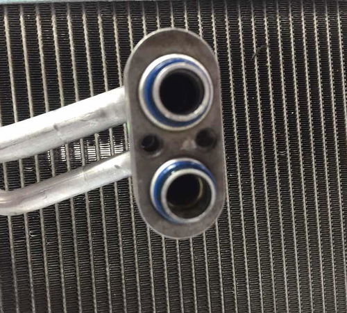 Radiador Int Evaporador Arcondicionado Hyundaihb20 2013-2015