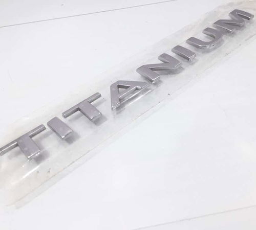 Emblema Capo Traseiro Titanium Ford Ecosport 2012/2021