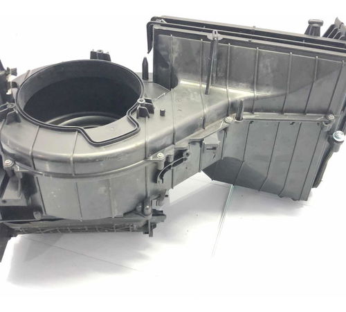 Caixa Ventilação Interna Audi A6 2013-2017