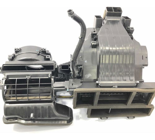 Caixa Ventilação Interna Hyundai Creta...