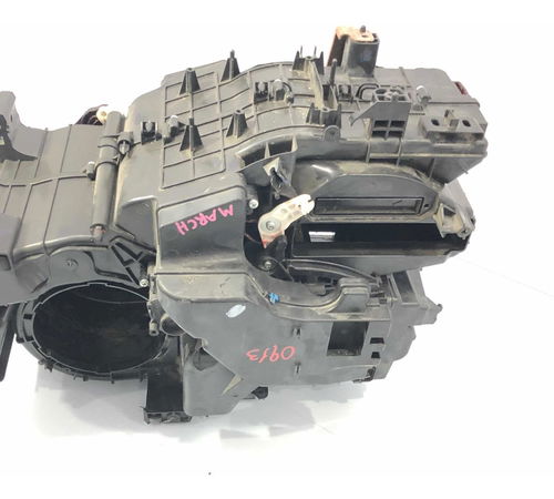 Caixa Ventilação Interna Nissan March 2010/13 272101h50