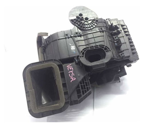 Caixa Ventilação Interna Nissan Versa ...