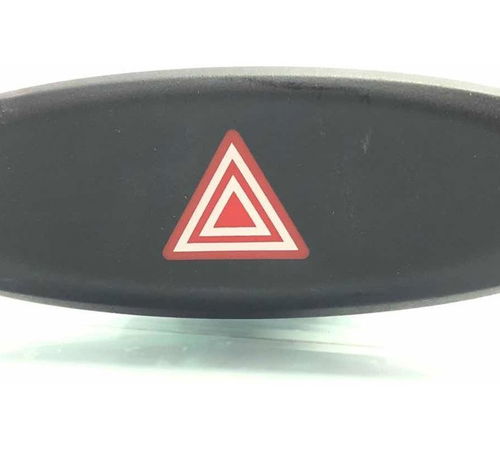 Botão Alerta Toyota Etios 2013-2021