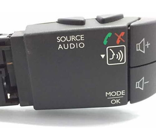 Controle Comando Som Radio Volante Renau...