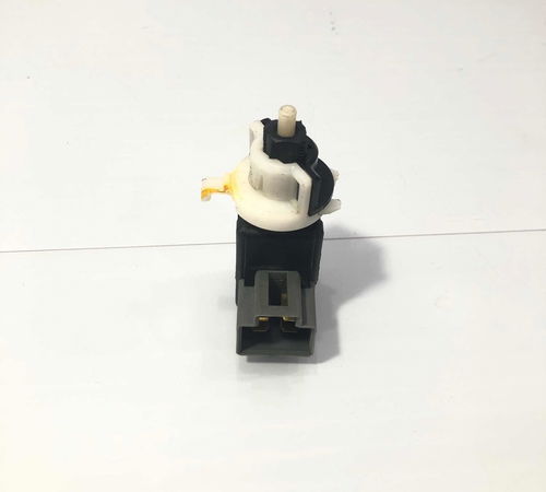 Sensor Interruptor Freio Pedal Hb20 2013/18
