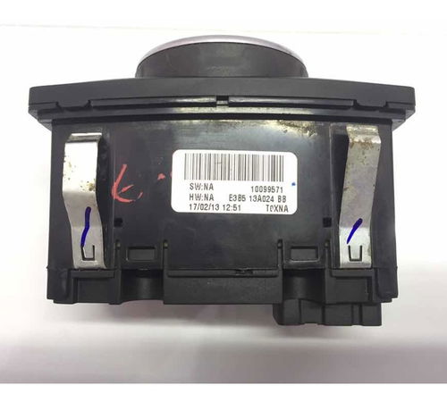 Botão Comando Faróis / Abertura Porta Malas Ford Ka 15/18