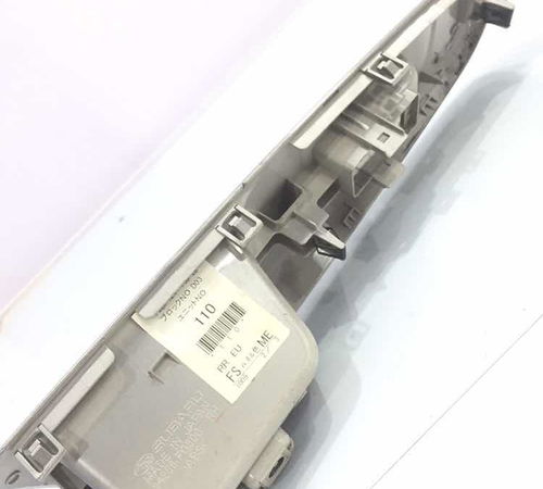 Moldura Botão Vidro Elétrico Dianteiro Direito Subaru  09/12