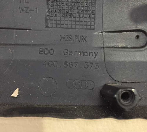 Moldura Puxador Porta Traseira Esquerda Audi A6 2013/2017