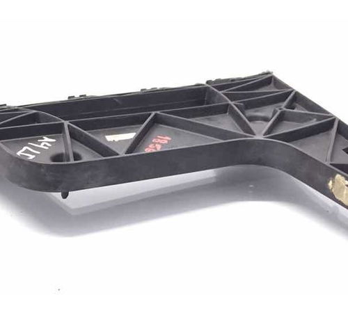 Guia Esquerda Para-choque Traseiro Audi A4 2009/2012