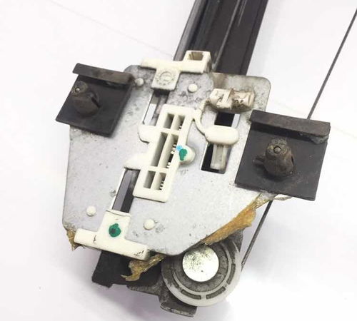 Máquina De Vidro Dianteira Esquerda Renault Sandero 2008/13