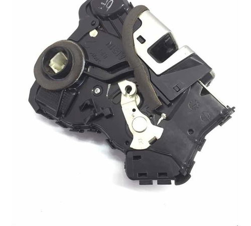 Fechadura Porta Dianteira Direita Toyota Corolla 2009/2014
