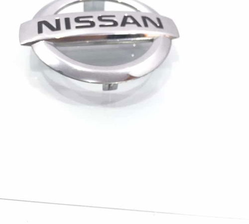 Emblema Capo Traseiro Nissan Versa