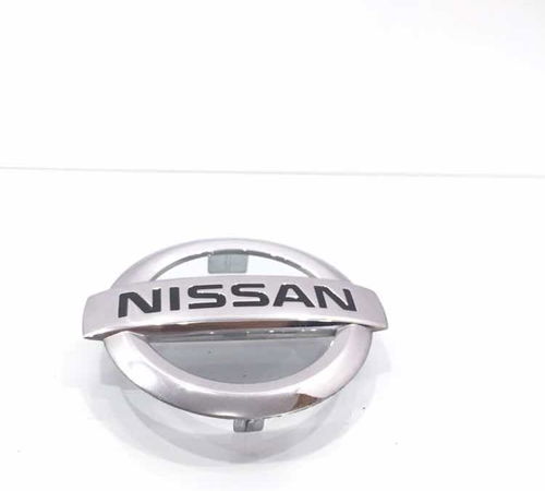 Emblema Capo Traseiro Nissan Versa