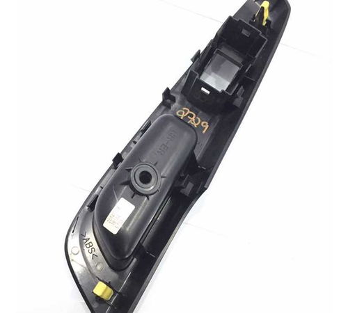Moldura Botão Vidro Elétrico Blackt.d Toyota Etios 2013/2014