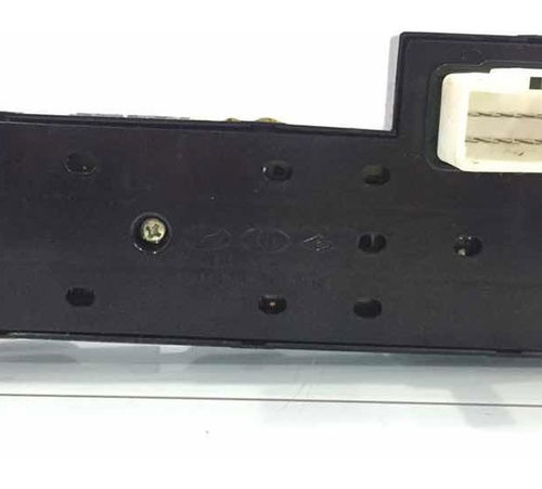 Comando/botão Vidro Elétrico D.e Hyundai I30 2009/2012