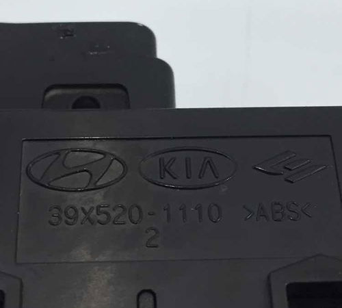 Comando/botão Vidro Elétrico Traseiro Hyundai Hb20 2012/2015
