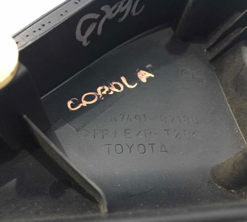 Acabamento Interno Retrovisor Direito Toyota Corolla 2015/17
