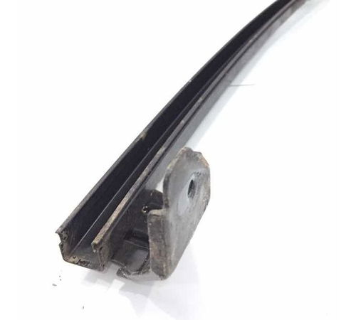 Canaleta Vidro Porta Dianteira E Nissan Livina 2008/2015