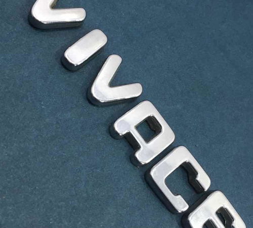 Emblema Traseiro Vivace Fiat Vivace 2012....