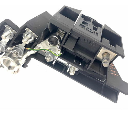 Polo Bateria Com Fusível Audi A6 2015/2017