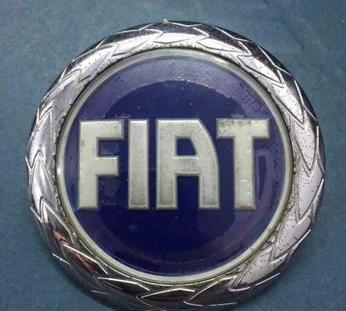 Emblema Fiat Capô Traseiro Fiat Palio 2006/2015