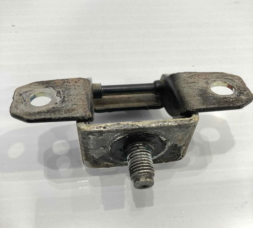 Dobradiça Tampa Traseira Nissan Tiida 2008/2013