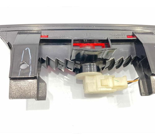 Break Light Luz De Freio Tampa Traseira Renault Kwid 2018/20