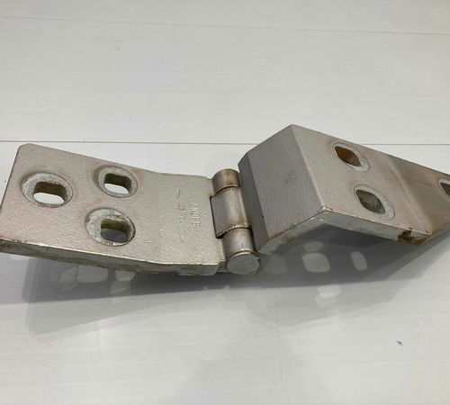 Dobradiça Superior Capo Traseiro Ford E...