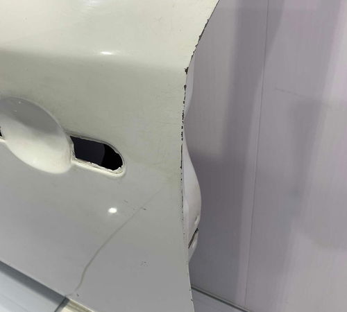 Porta Dianteira Esquerda Nissan Livina 2009/2015