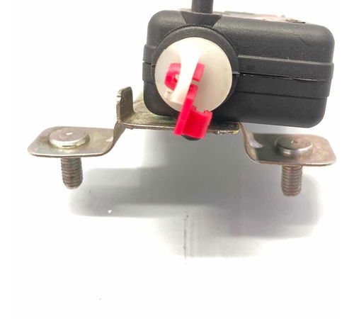 Atuador Capo Traseiro Renault Sandero 2008/2019