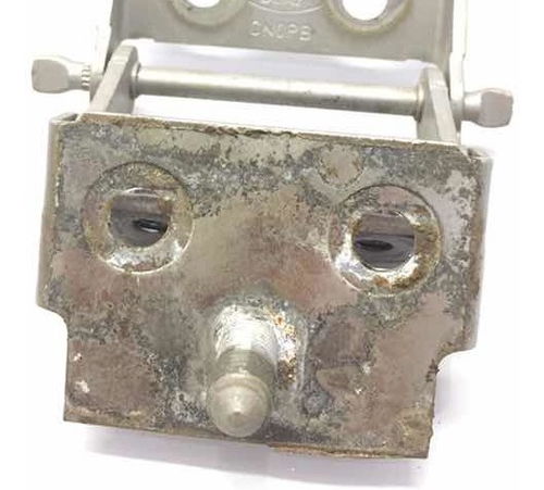 Dobradiça Capô Traseiro Ford Fiesta Hatch 2002/2013