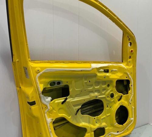 Porta Dianteira Esquerda Fiat Palio Sporting 2012/2018 C/det