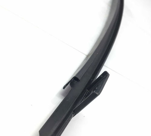 Canaleta Quadro Janela Traseiro Direito Fiat Palio 2013/2018
