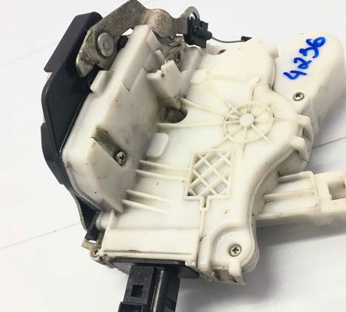 Fechadura Porta Traseira Direita Vw Voyage G5 2009/2012