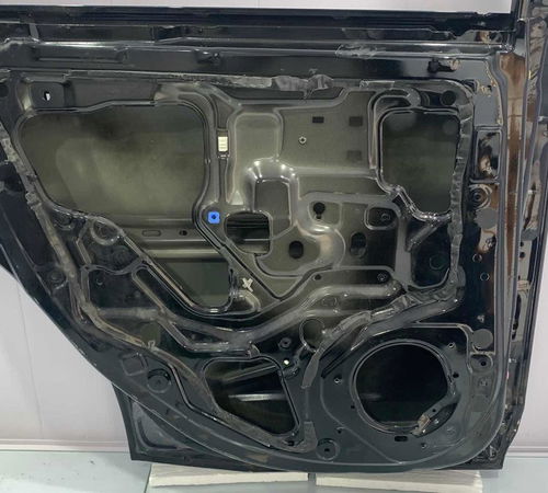 Porta Traseira Esquerda Nissan Tiida Hatch 2008/14 C/detalhe