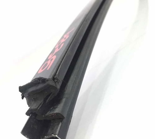 Moldura Quadro Janela Traseira Direita Fiat Vivace 2010/2014