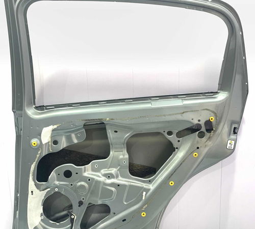 Porta Traseira Direita Fiat Punto 2009/2012 Com Detalhes