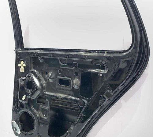 Porta Traseira Direita Volkswagen Fox 2003/2008 Com Detalhes