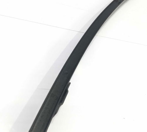 Moldura Canaleta Vigia Traseiro Direito Sedan Vw Polo 2010