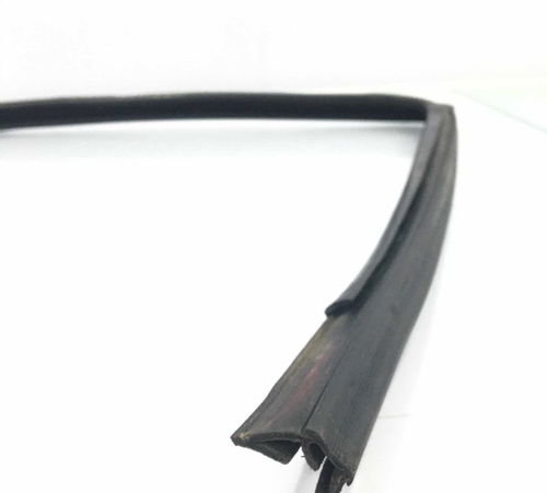 Borracha Canaleta Porta Dianteira Direita Vw Gol G4 06/14
