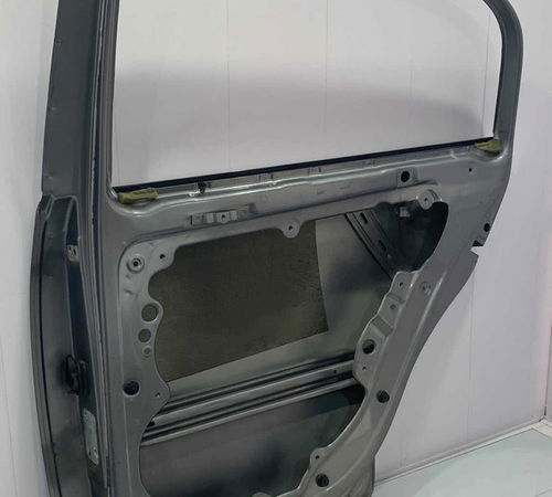 Porta Traseira Direita Volkswagen Polo Sedan 2007/12 C/det